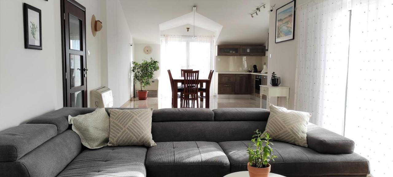 Lux Apartments Водице Екстер'єр фото
