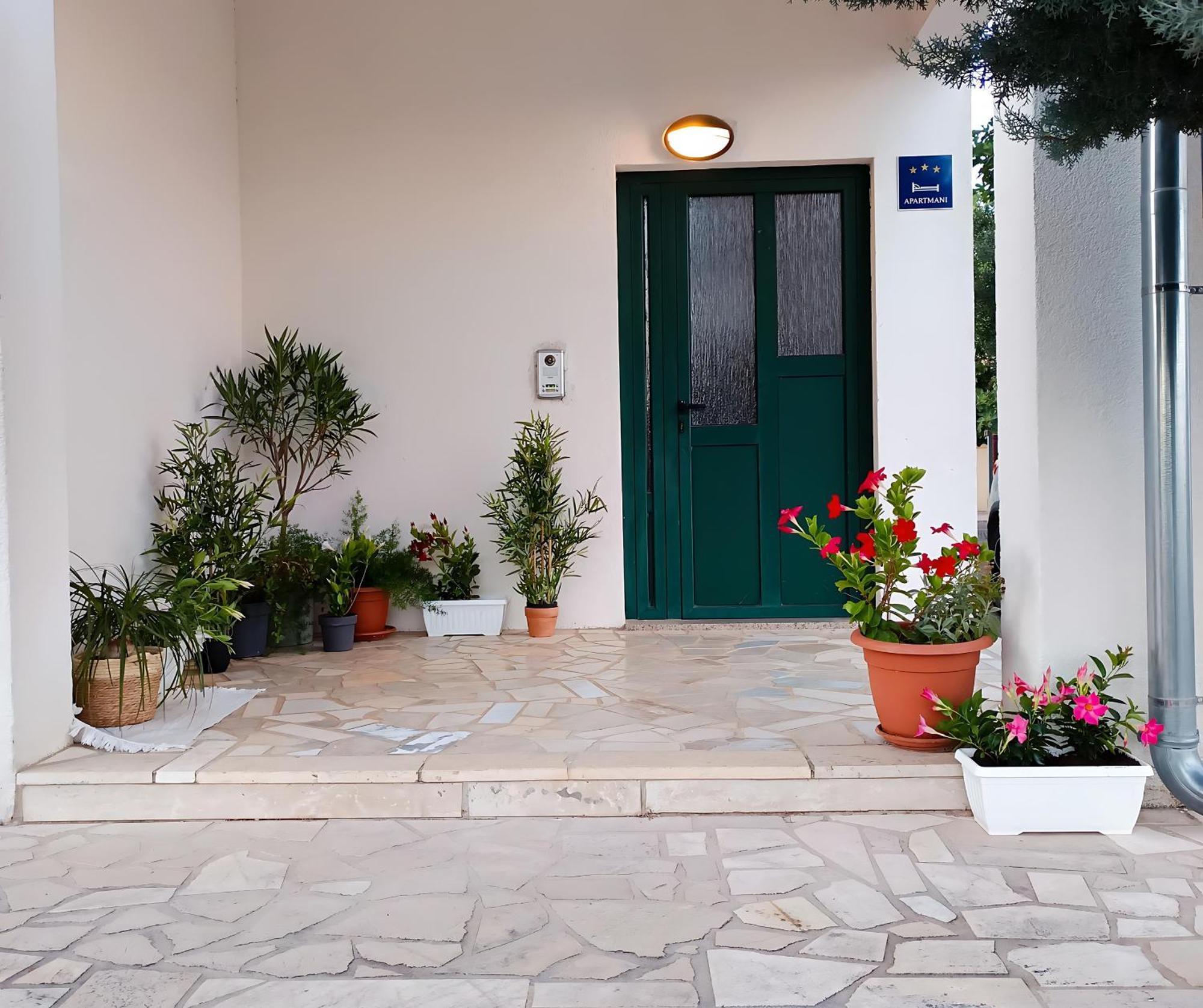 Lux Apartments Водице Екстер'єр фото